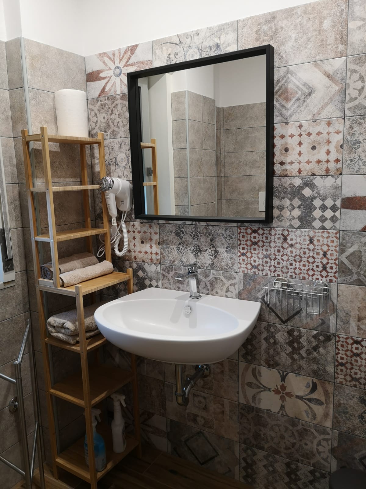 WhatsApp Image 2025-03-11 at 20.49.11 (1)