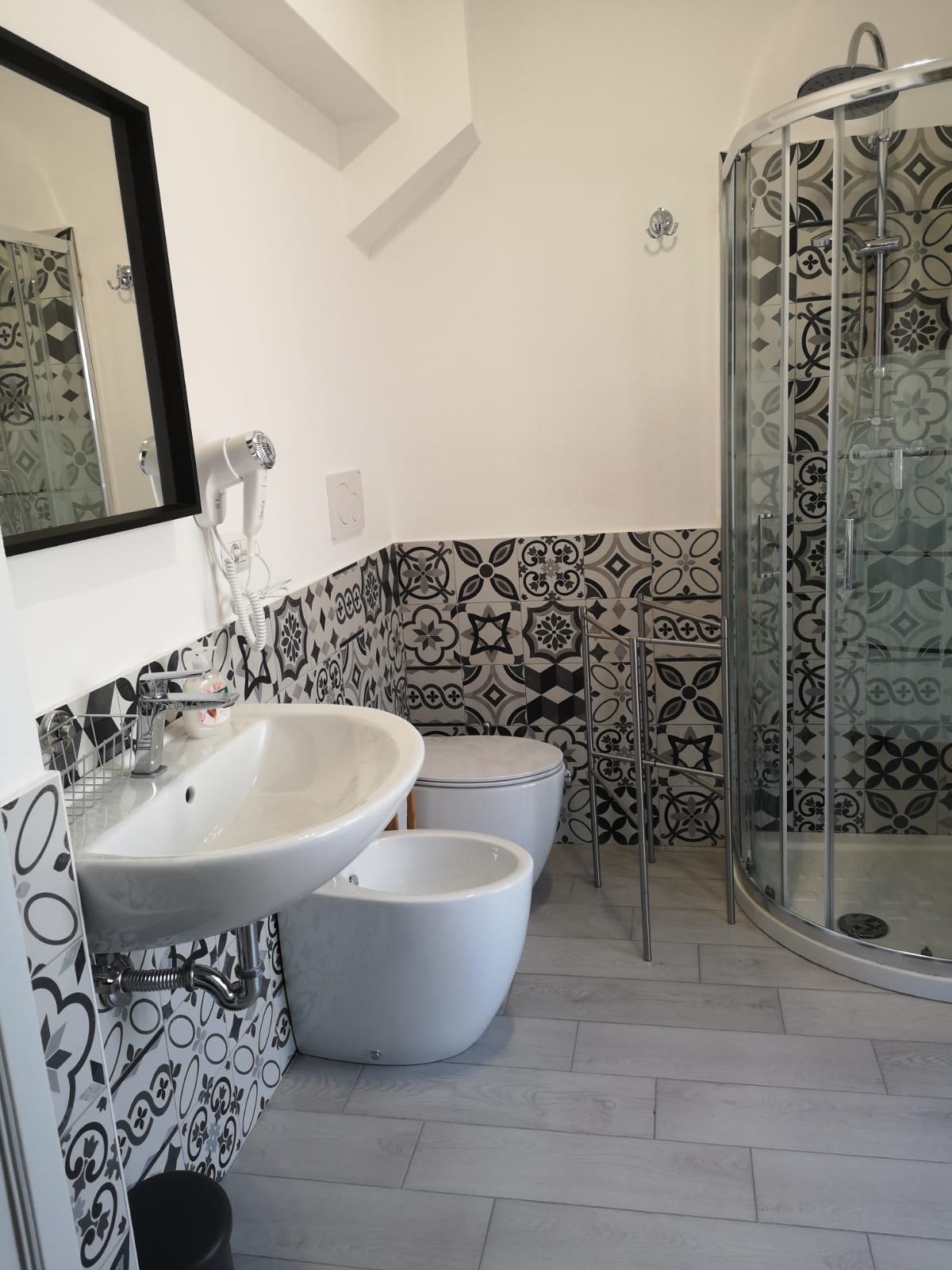 WhatsApp Image 2025-03-11 at 20.50.04